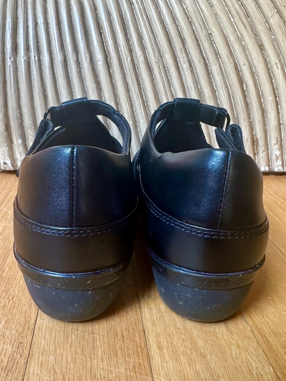 Clark’s Comfort Mary Jane Wedge Fisherman Shoes 10 - Picture 7 of 11